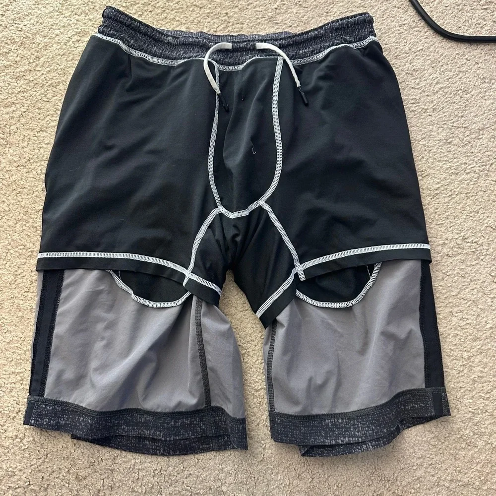 Lululemon Mens Black Grey Space Dye Athletic Shorts with Liner Size S Small